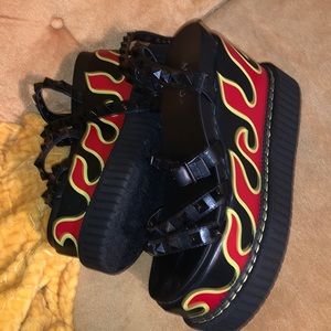 Platform sandals
